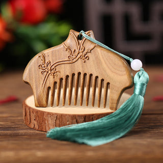 Buddha Gift Green Sandalwood Fox Peony Flower Lotus Engraved Cure Tassel Comb
