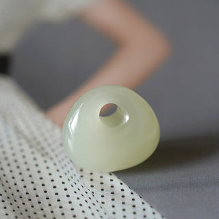 Buddha Gift Natural Jade Luck Prosperity Necklace Pendant (Random Color)