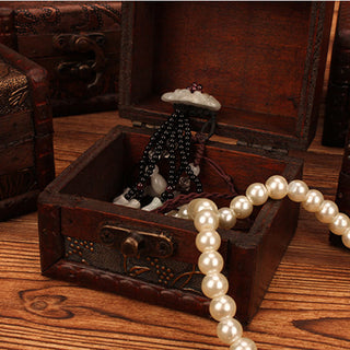 Buddha Gift Retro Small Square Wood Jewelry Box Lotus Grass Flower Grape Copper Coin Daffodil Jewelry Storage Box