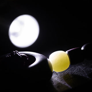 Buddha Gift Tibet Om Mani Padme Hum PiXiu Copper Coin Small Leaf Red Sandalwood Cinnabar Protection Key Chain