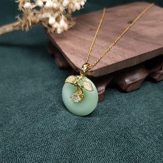 Buddha Gift Round Jade Leaf Blessing Fortune Necklace Chain Pendant