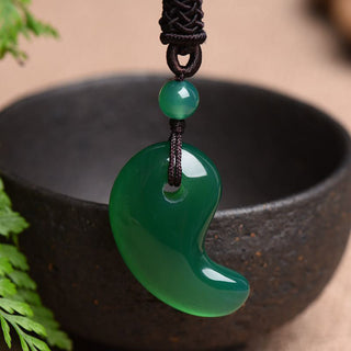Buddha Gift Red Agate Green Agate Moon Pattern Confidence Calm Necklace