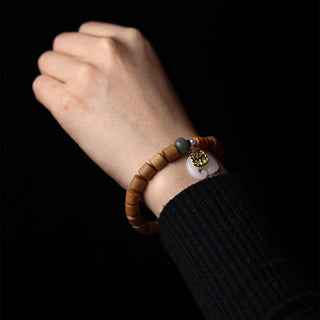 Buddha Gift Sandalwood Jade Elephant Protection Bracelet
