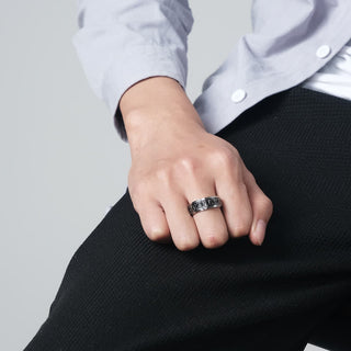 Buddha Gift  Triangle Knot Triquetra Titanium Steel Calm Rotatable Ring