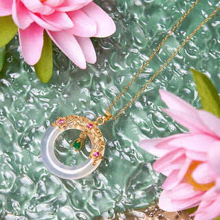 Buddha Gift Green Chalcedony Peace Buckle Design Strength Necklace Pendant