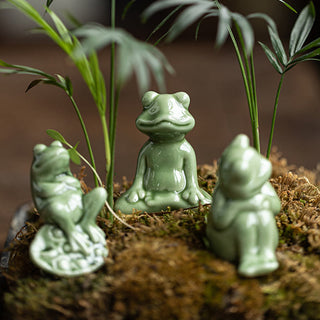 Buddha Gift Mini Small Meditation Lotus Resting Frog Ceramic Wealth Luck Home Tea Pet Figurine Decoration