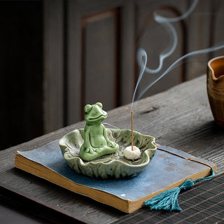 Buddha Gift Leaf Meditation Frog Pattern Healing Ceramic Incense Burner Decoration