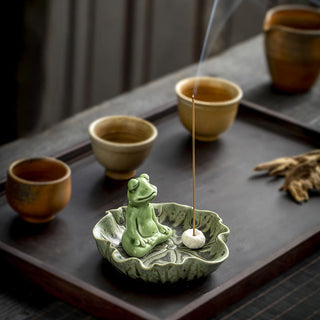 Buddha Gift Leaf Meditation Frog Pattern Healing Ceramic Incense Burner Decoration