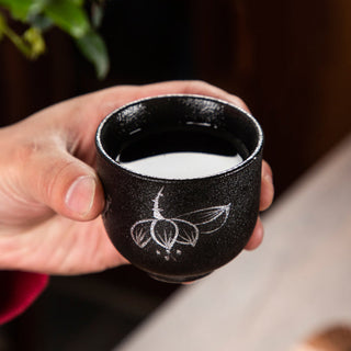 Buddha Gift Hand Painted Lotus Flower Bamboo Chrysanthemum Black Pottery Ceramic Teacup Kung Fu Tea Cup 95ml