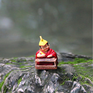 Buddha Gift Hand Painted Tibetan Lama Figures Carved Creative Home Office Car Decoration Ornament