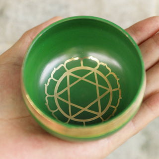Buddha Gift Tibetan Sound Bowl Handcrafted for Chakra Healing and Mindfulness Meditation Singing Bowl Set