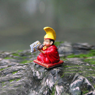 Buddha Gift Hand Painted Tibetan Lama Figures Carved Creative Home Office Car Decoration Ornament