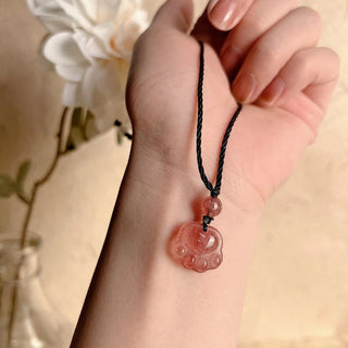 Buddha Gift Strawberry Quartz Lovely Cat Paw Claw Healing Necklace Pendant