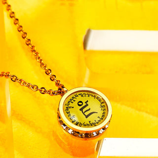 Buddha Gift Tibetan Yellow God Of Wealth Green Tara Buddha Serenity Titanium Steel Necklace Pendant