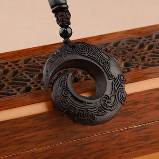Buddha Gift Small Leaf Red Sandalwood Ebony Wood One's Luck Improves Design Patern Protection Necklace Pendant