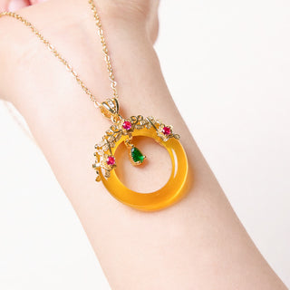 Buddha Gift Green Chalcedony Peace Buckle Design Strength Necklace Pendant