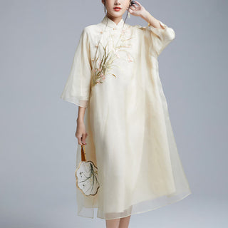 Buddha Gift 100% Mulberry Silk 6 Momme Dress Vintage Flower Butterfly Embroidery Qipao Dress Women's Cheongsam Dress