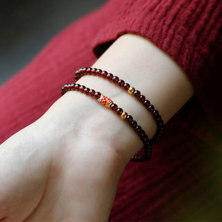 Buddha Gift 999 Gold Koi Fish Natural Garnet Protection Bracelet
