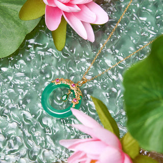 Buddha Gift Green Chalcedony Peace Buckle Design Strength Necklace Pendant
