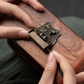 Buddha Gift Retro Handmade Floral Pattern Rosewood Jewelry Storage Box Lockable Wooden Gift Organizer Box