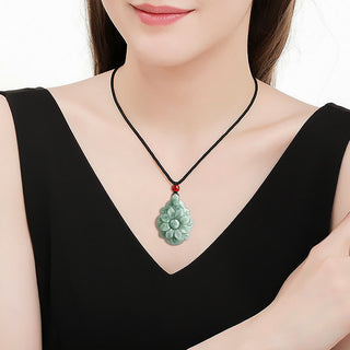 Buddha Gift Natural Jade Kalanchoe blossfeldiana Flower Pattern Luck Necklace Pendant