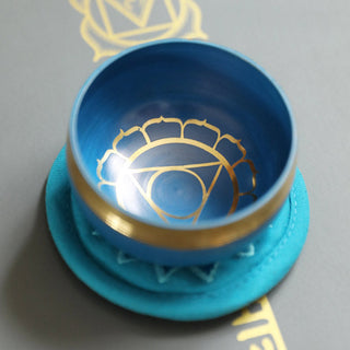 Buddha Gift Tibetan Sound Bowl Handcrafted for Chakra Healing and Mindfulness Meditation Singing Bowl Set
