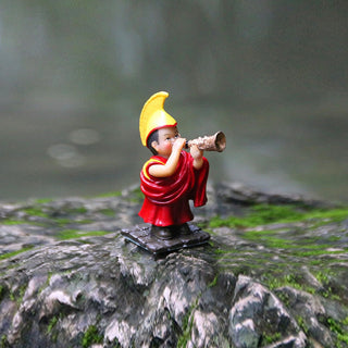 Buddha Gift Hand Painted Tibetan Lama Figures Carved Creative Home Office Car Decoration Ornament