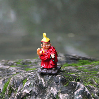 Buddha Gift Hand Painted Tibetan Lama Figures Carved Creative Home Office Car Decoration Ornament