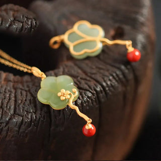 Buddha Gift Vintage Plum Blossom Flower Jade Red Agate Prosperity Necklace Pendant