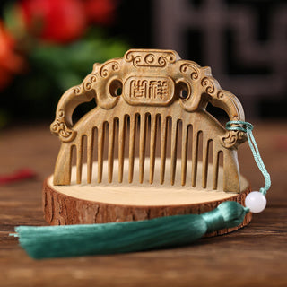 Buddha Gift Green Sandalwood Fox Peony Flower Lotus Engraved Cure Tassel Comb