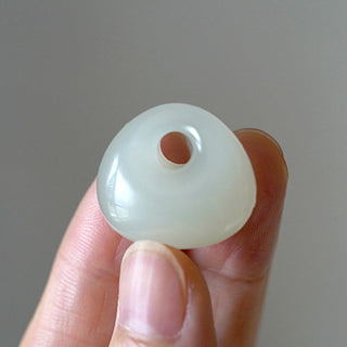 Buddha Gift Natural Jade Luck Prosperity Necklace Pendant (Random Color)