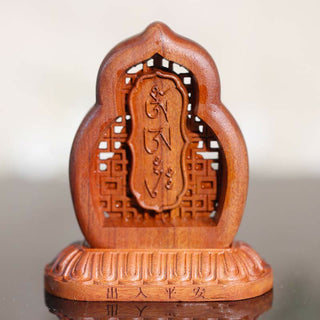 Buddha Gift Vajrasattva Buddha Wood Engraved Compassion Statue Figurine Decoration