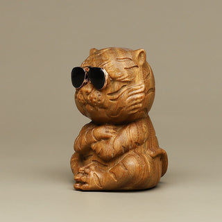 Buddha Gift Small Green Sandalwood Tiger Engraved Positive Desk Decorations