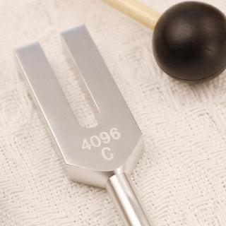 Buddha Gift Tuning Fork 4096HZ Aluminum Alloy Crystal Tuning Fork with Hammer for Chakra Healing